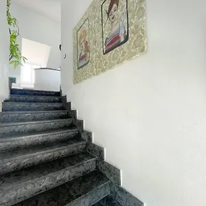  Appartamento Elegante 100 Mq Parcheggio - Wi Fi